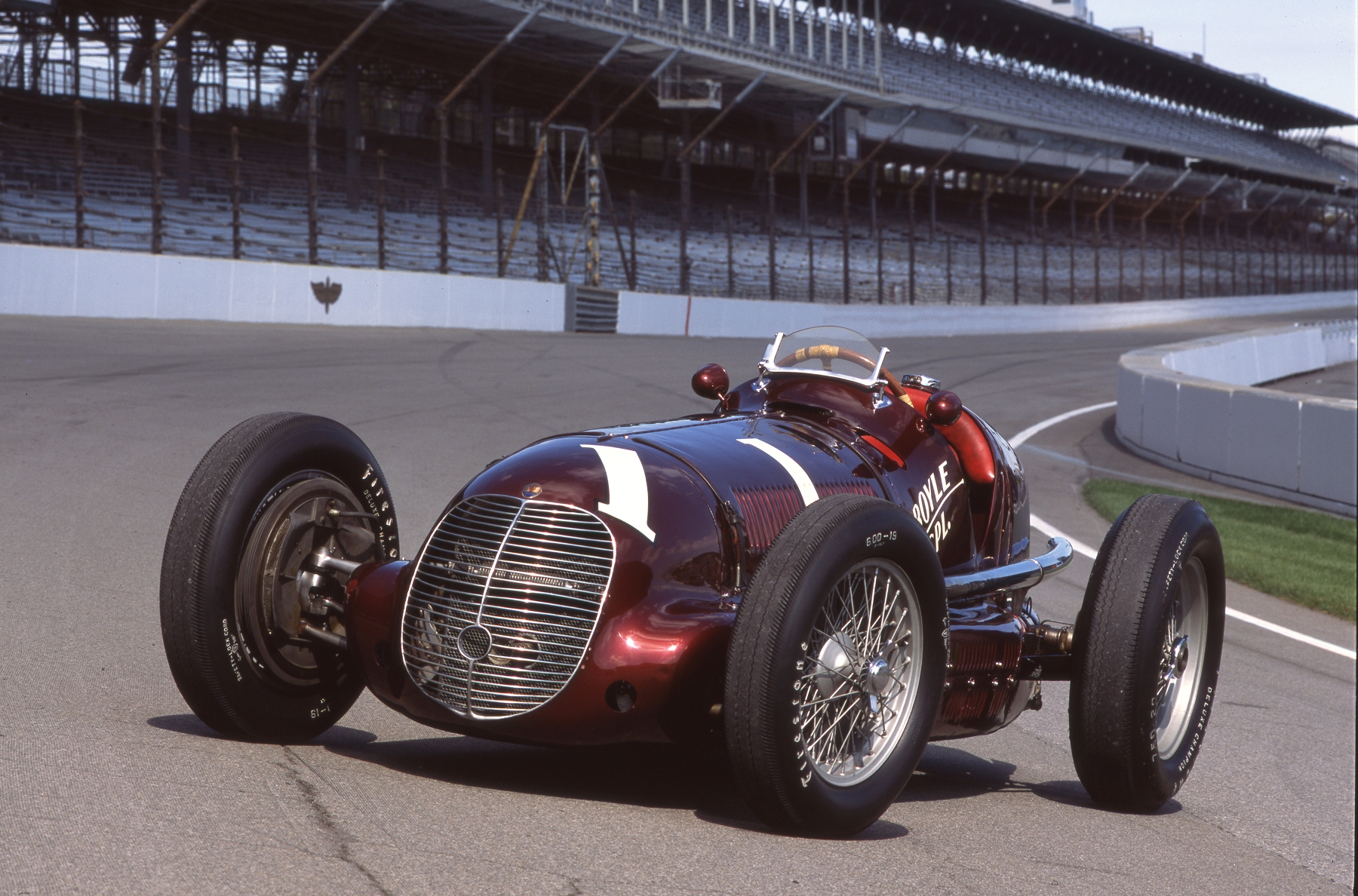 80 de ani de la victoria Maserati la Indianapolis 500